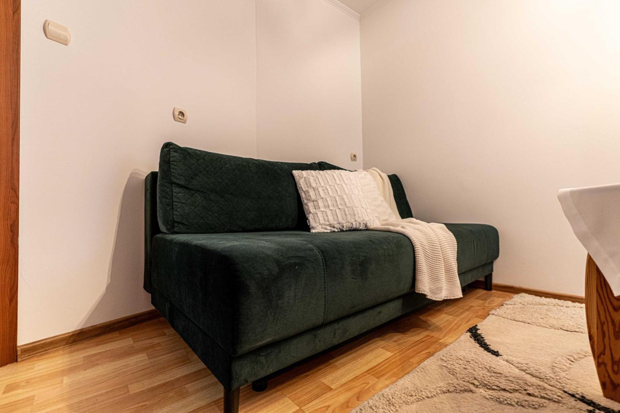 Aparteo Brzegi Apartment